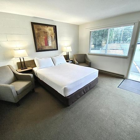 Arbutus Grove Motel Parksville Exterior foto